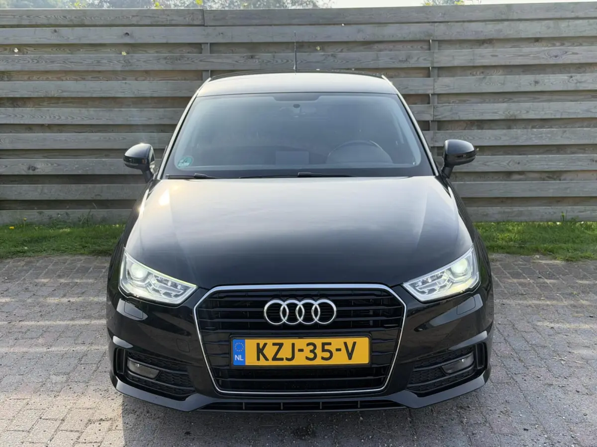1.0 TFSI S line Automaat Stoelverw.