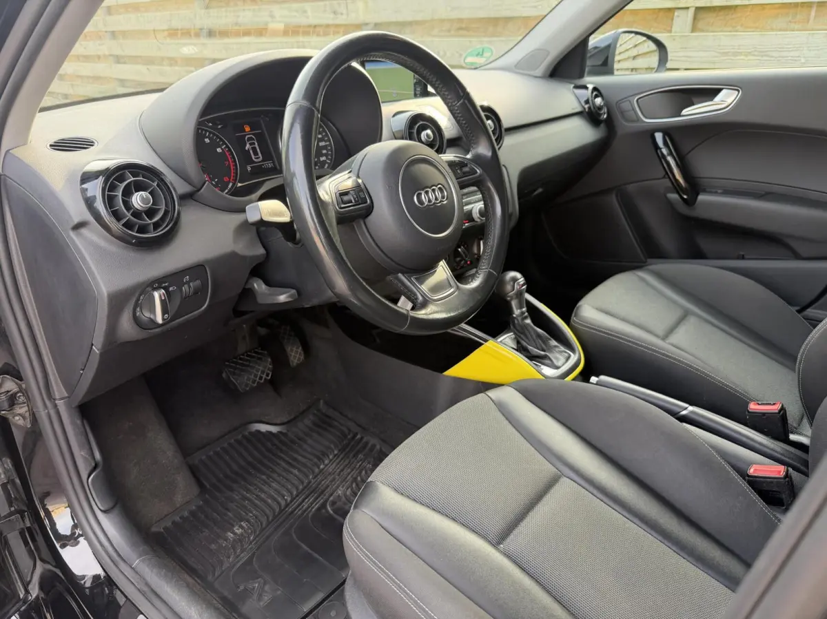 1.0 TFSI S line Automaat Stoelverw.