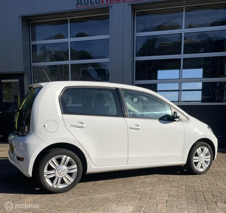 Up! Volkswagen 1.0 High up| 5-deurs|Cruise|Stoelverwarming