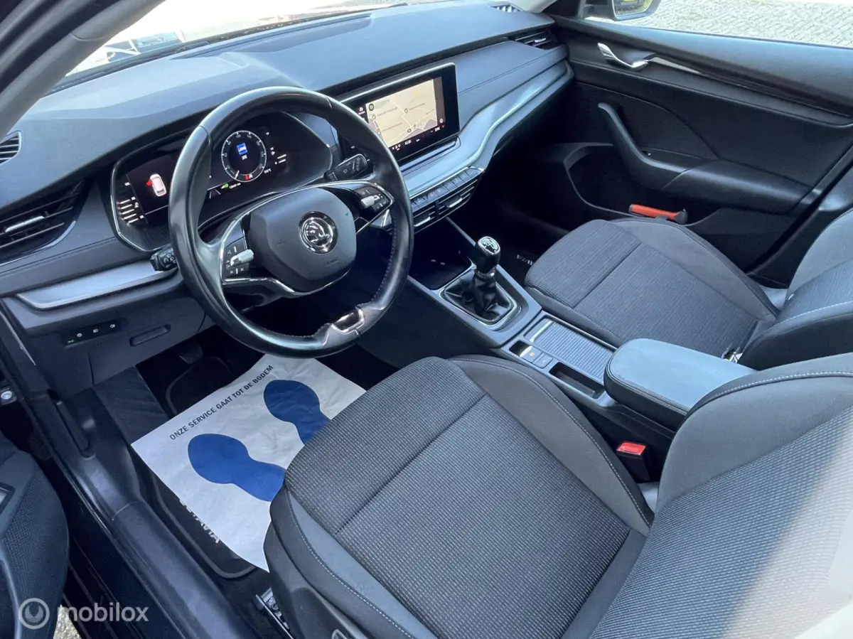 1.0 TSI Business Edition | Trekhaak uitklapbaar | Apple CarPlay | Climate & Cruise control | LED koplampen | LMV | Navi | PDC |