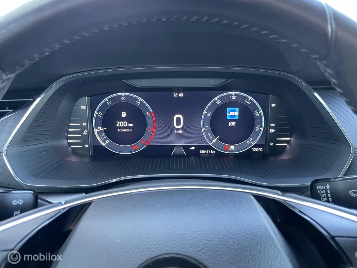1.0 TSI Business Edition | Trekhaak uitklapbaar | Apple CarPlay | Climate & Cruise control | LED koplampen | LMV | Navi | PDC |
