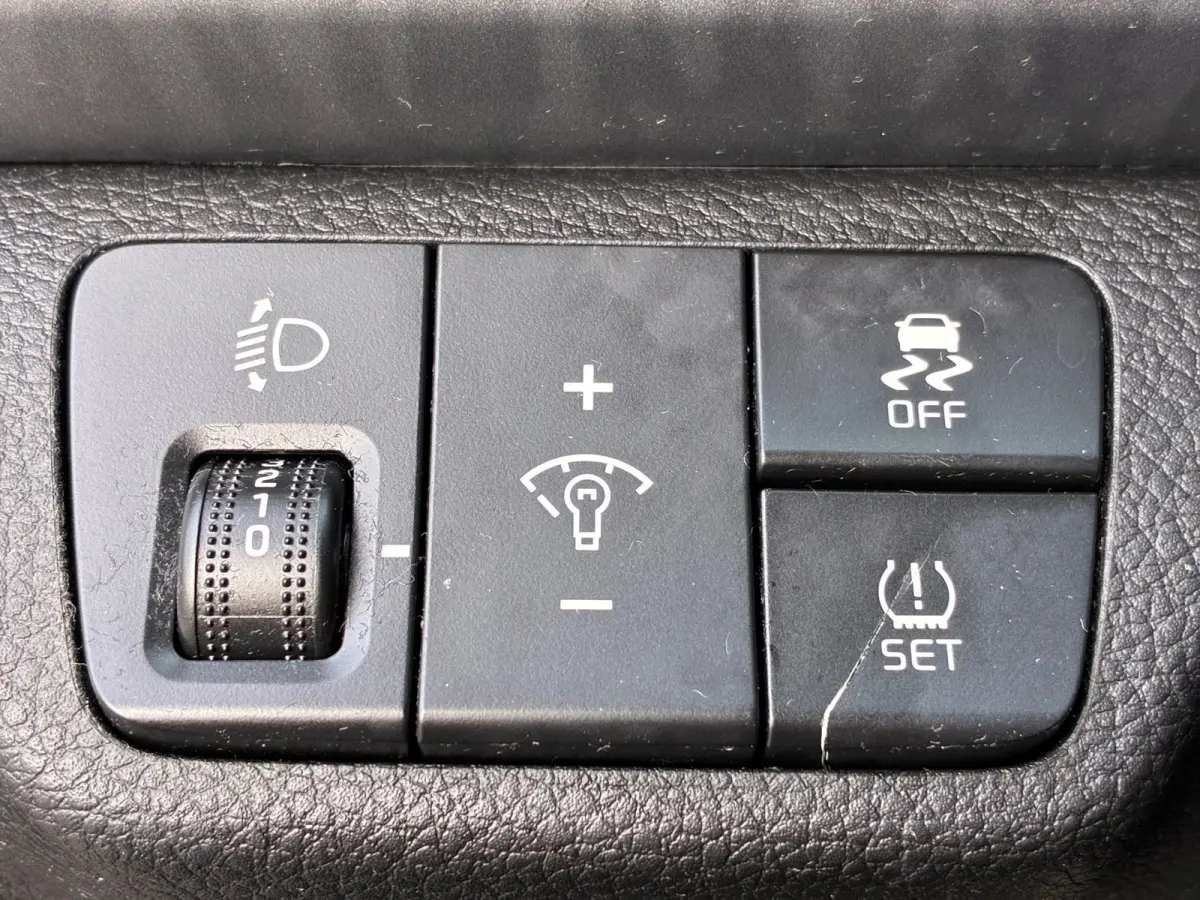 1.0 TGDI ComfortPlusLine Navigator|Navigatie|Camera|CruiseControl|Airco|PDC|CarPlay|Nieuwe APK|NAP|