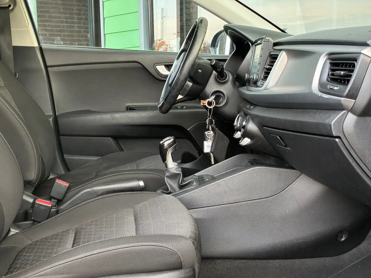 1.0 TGDI ComfortPlusLine Navigator|Navigatie|Camera|CruiseControl|Airco|PDC|CarPlay|Nieuwe APK|NAP|