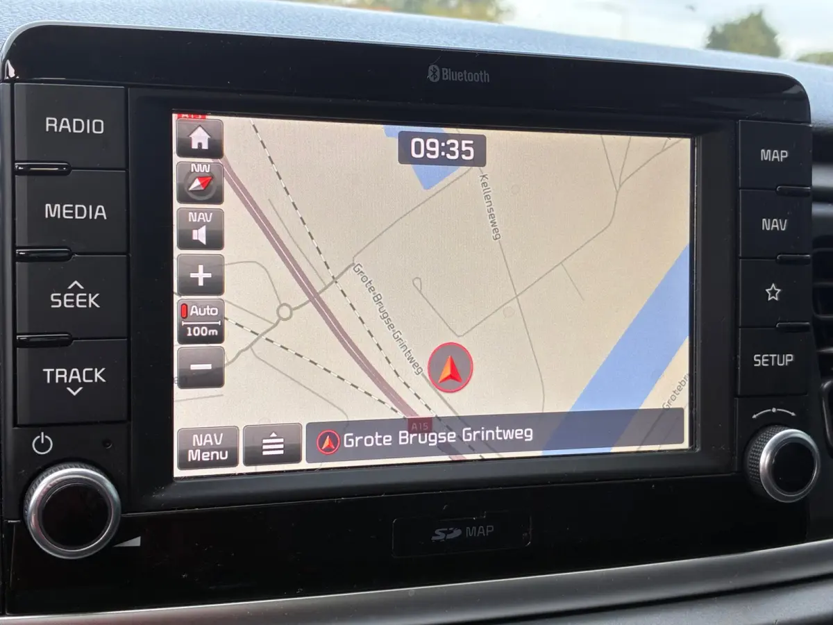 1.0 TGDI ComfortPlusLine Navigator|Navigatie|Camera|CruiseControl|Airco|PDC|CarPlay|Nieuwe APK|NAP|