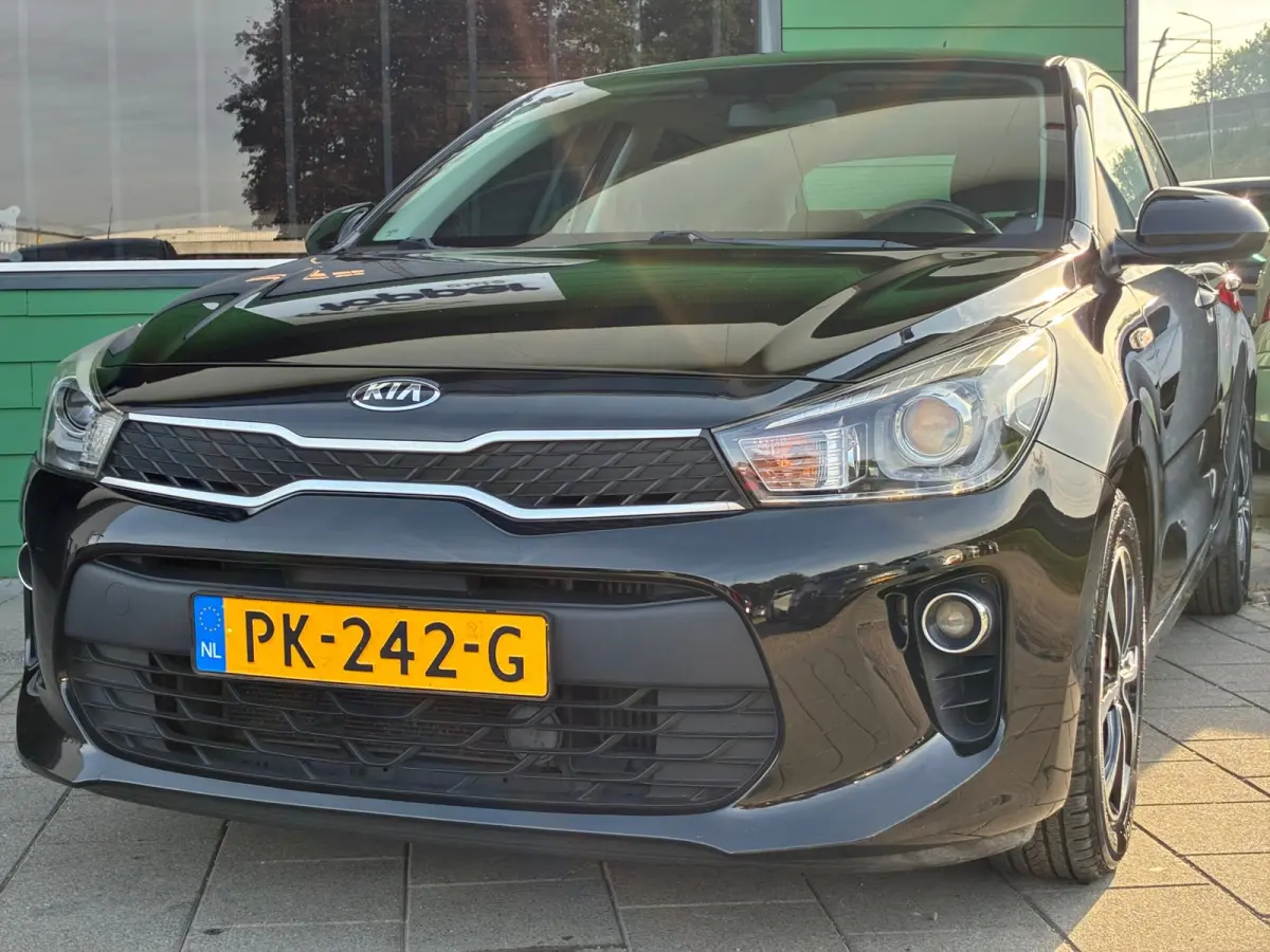 1.0 TGDI ComfortPlusLine Navigator|Navigatie|Camera|CruiseControl|Airco|PDC|CarPlay|Nieuwe APK|NAP|