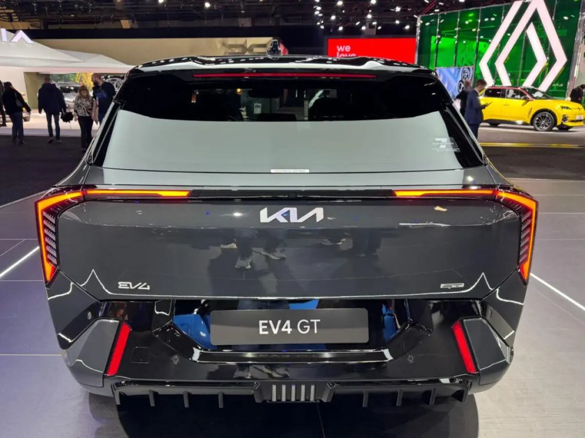 GT AWD 81.4 kWh Launch control | Elektronisch adaptief onderstel met road-preview | 20' lichtmetalen GT-velgen | NIEUW TE BESTELLEN