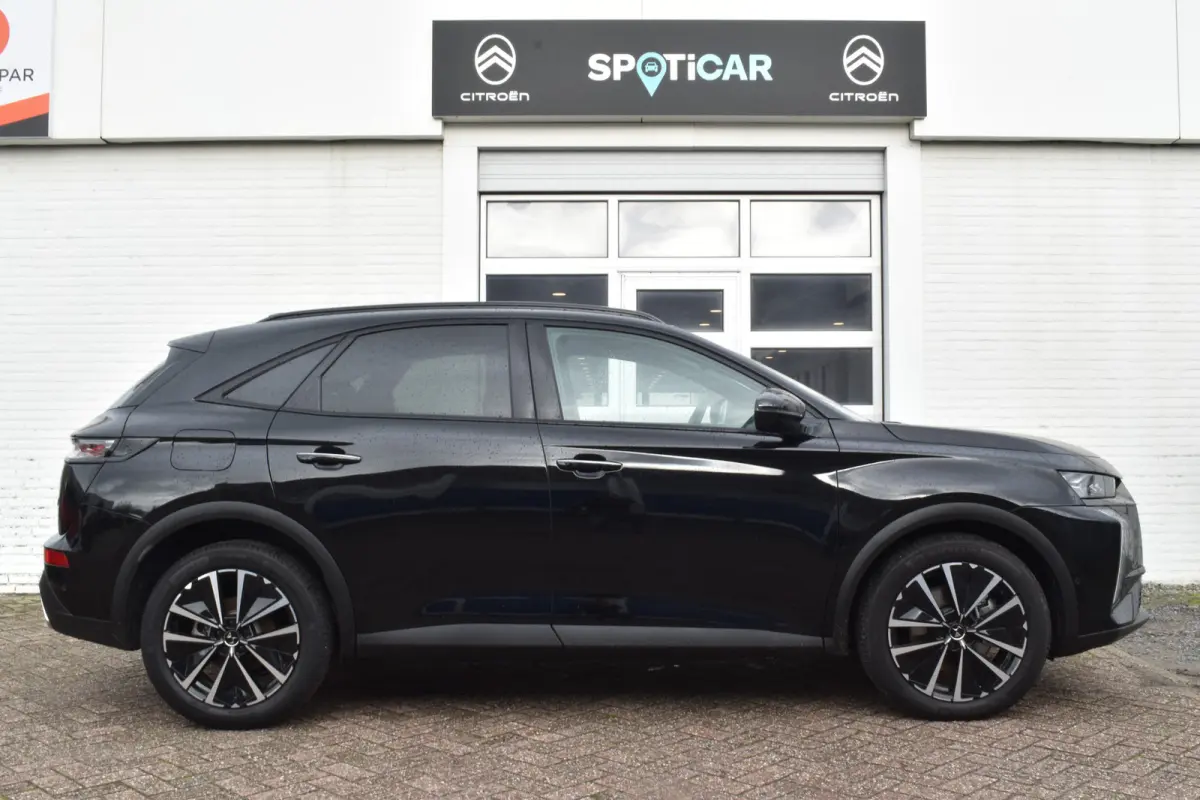 E-Tense 225 EAT8 Automaat Rivoli Lederen bekleding | Navigatie | adaptieve cruise controle | Airconditioning ECC | Carplay & Android Auto | SOH 100% | Zeer compleet | x