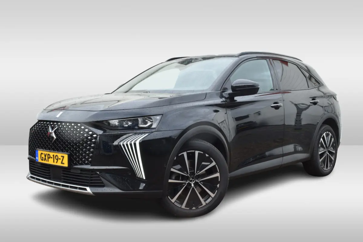 E-Tense 225 EAT8 Automaat Rivoli Lederen bekleding | Navigatie | adaptieve cruise controle | Airconditioning ECC | Carplay & Android Auto | SOH 100% | Zeer compleet | x