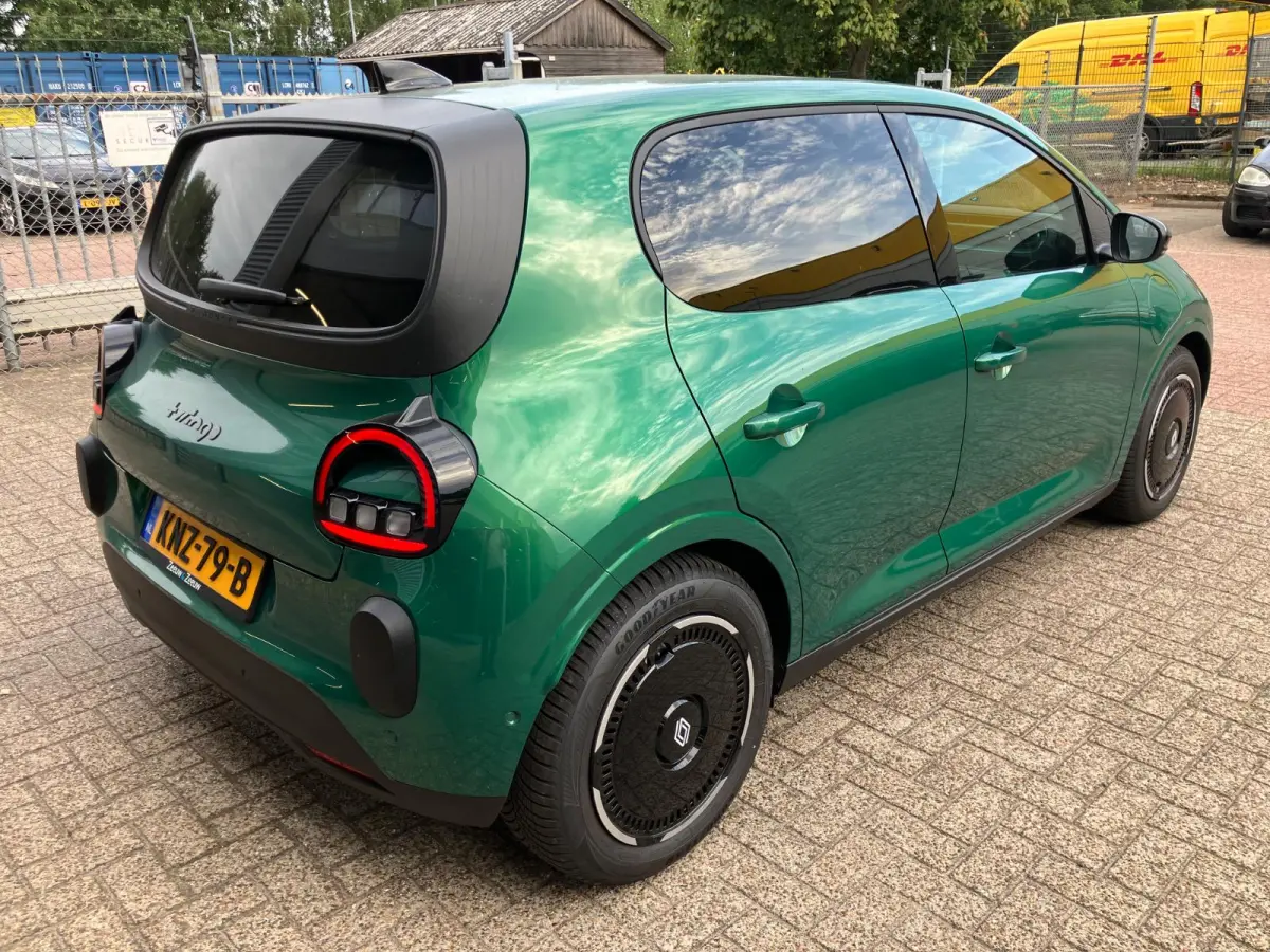 techno 80pk urban range | Stoelverw. | parkeercamera | Navigatie |