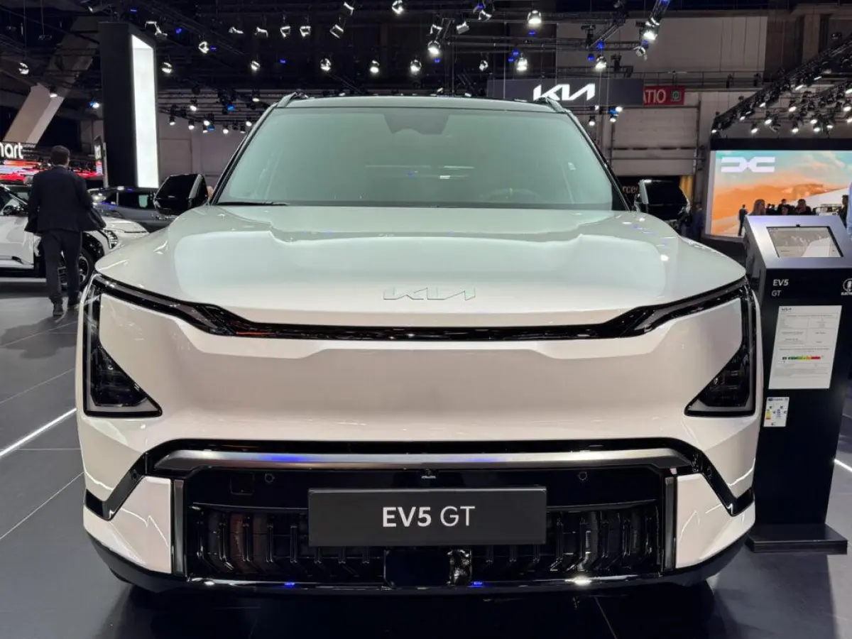 GT AWD 81.4 kWh Launch control | Elektronisch adaptief onderstel met road-preview | 20' lichtmetalen GT-velgen | NIEUW TE BESTELLEN
