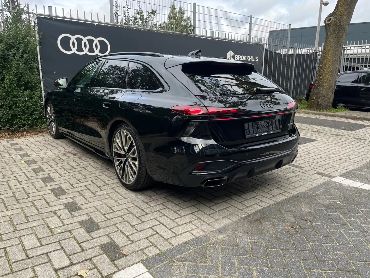 2.0 e-hybrid quattro S edition Competition | 270kw | Trekhaak | Bang & Olufsen | Tech-pro | Alarm kl3 | Head-up display | 21 inch Audi sport velgen |