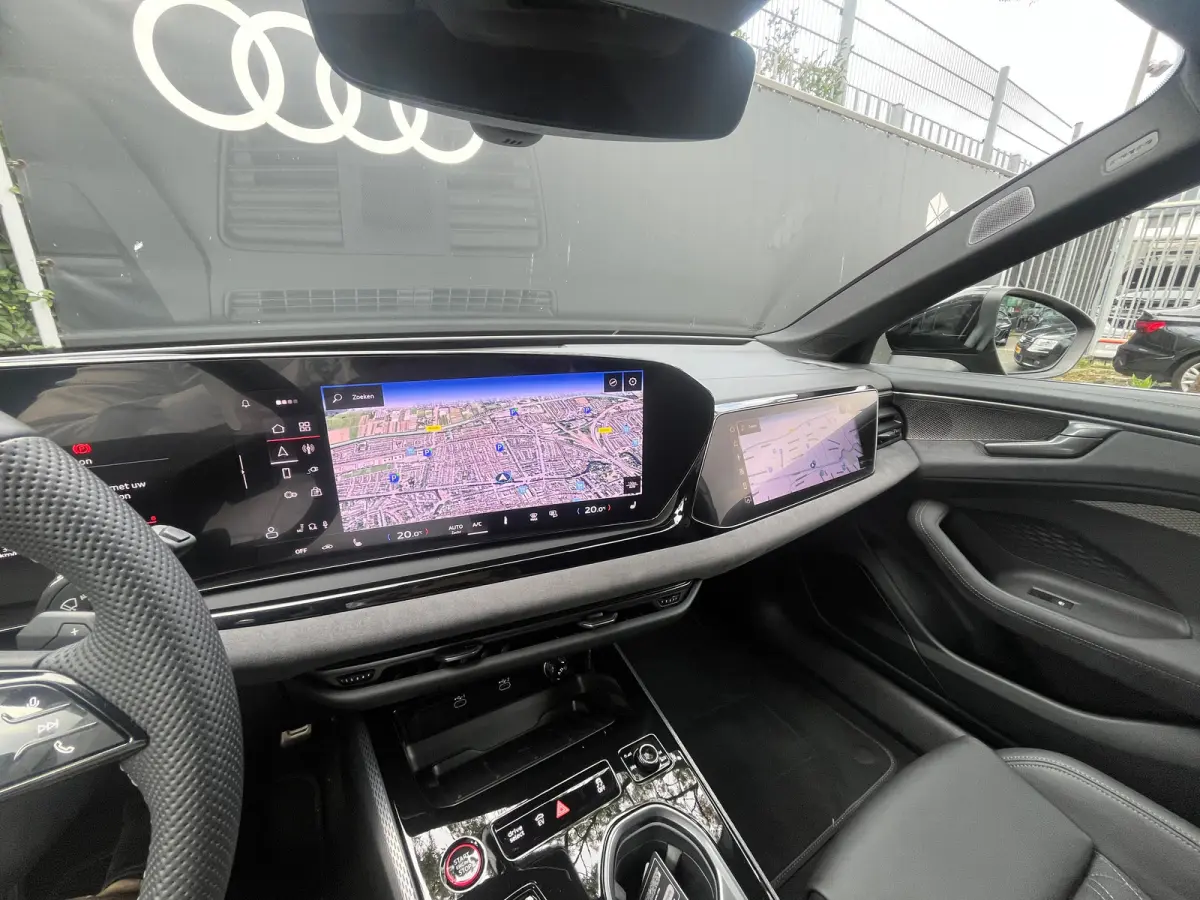 2.0 e-hybrid quattro S edition Competition | 270kw | Trekhaak | Bang & Olufsen | Tech-pro | Alarm kl3 | Head-up display | 21 inch Audi sport velgen |
