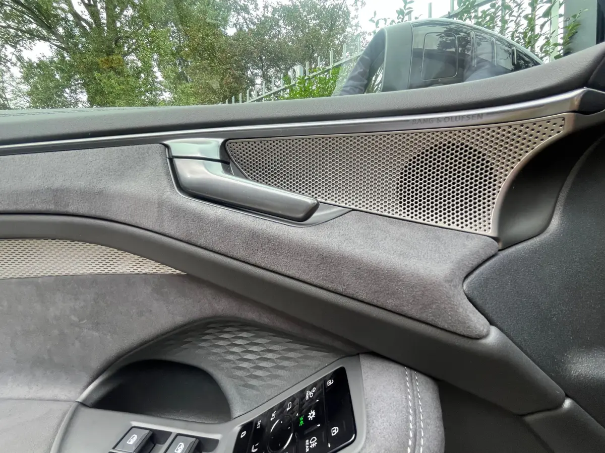 2.0 e-hybrid quattro S edition Competition | 270kw | Trekhaak | Bang & Olufsen | Tech-pro | Alarm kl3 | Head-up display | 21 inch Audi sport velgen |