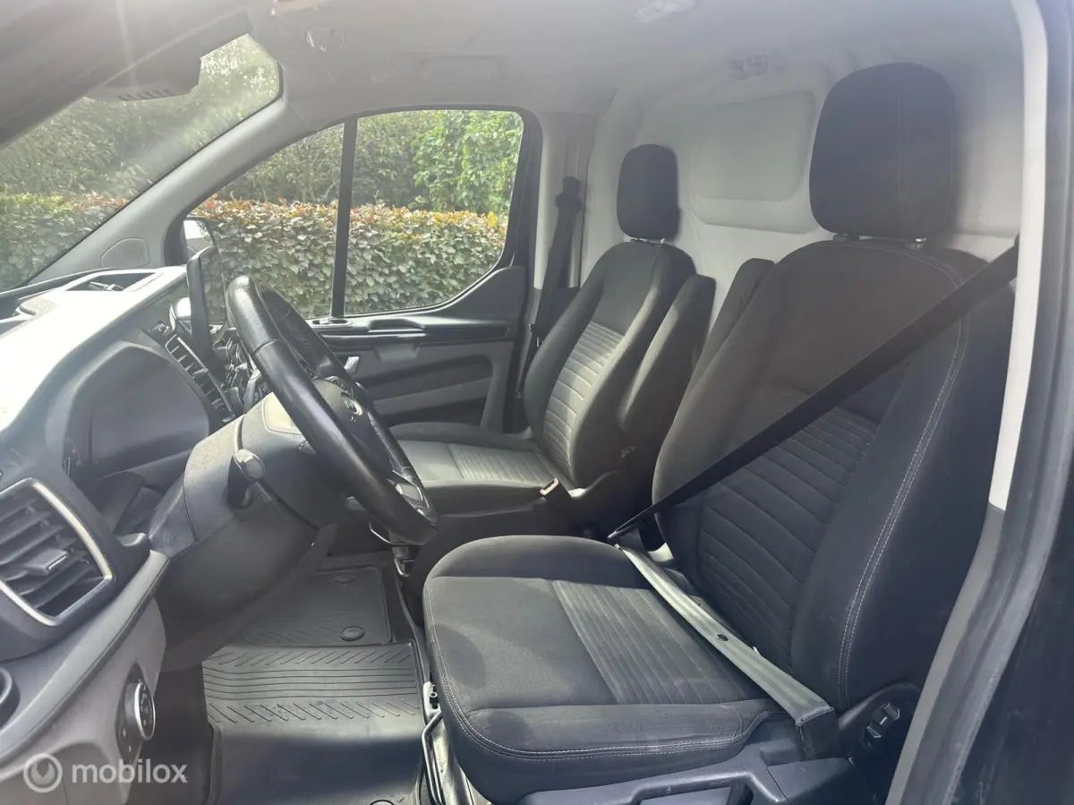 280 2.0 TDCI 130PK Automaat L1H1 Limited