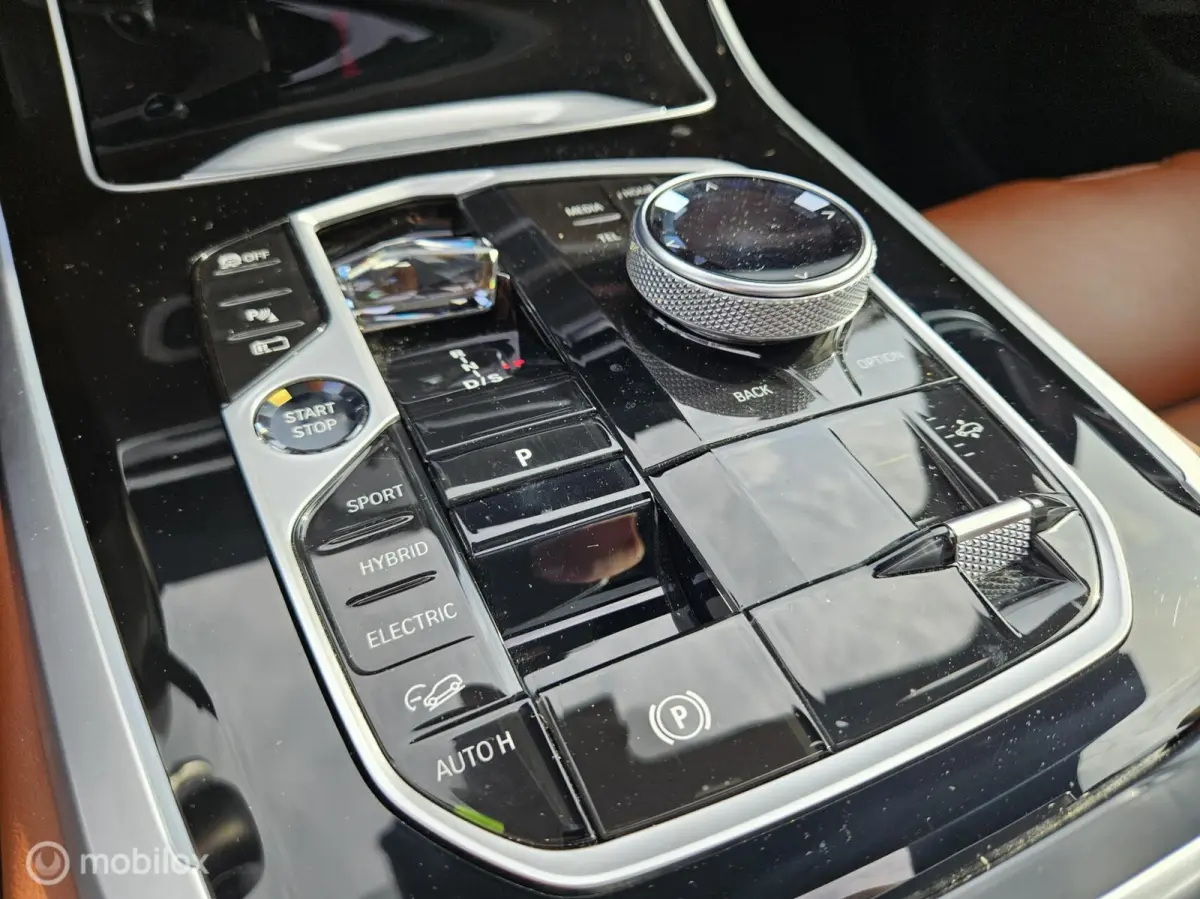 xDrive50e