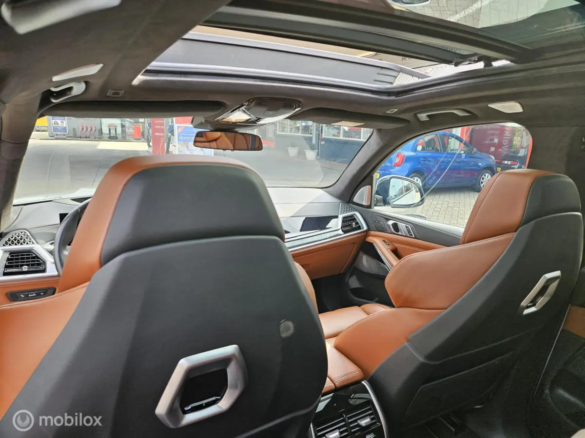 xDrive50e