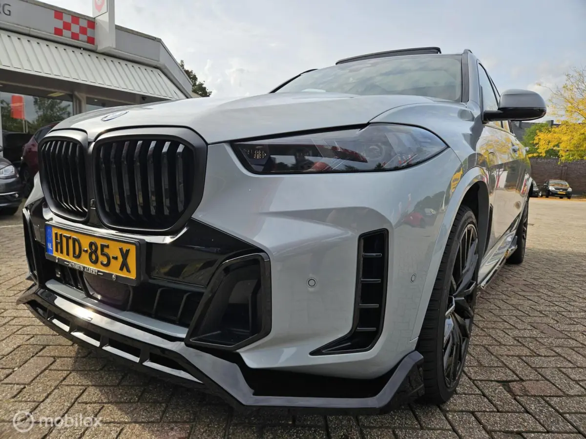 xDrive50e
