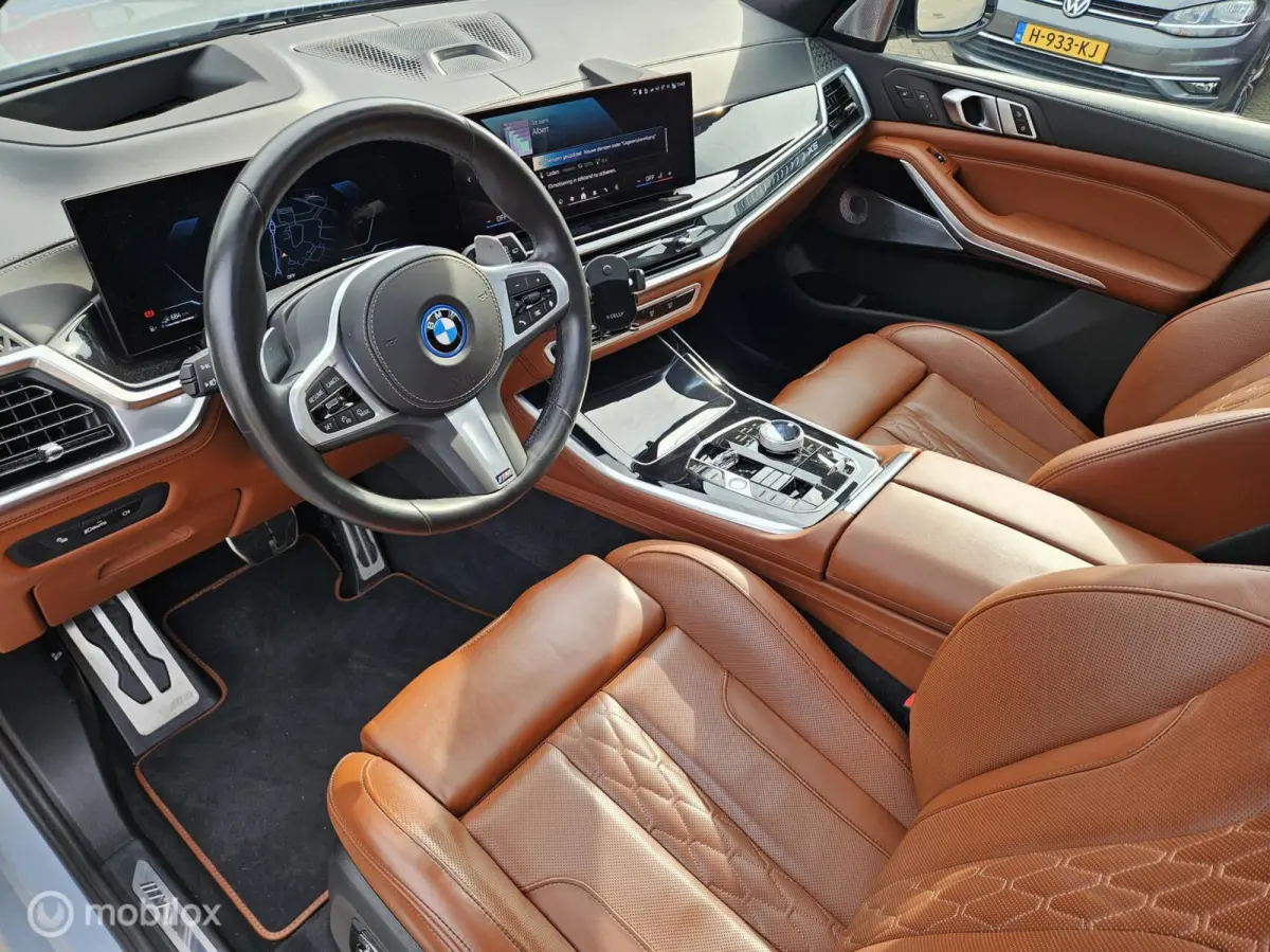 xDrive50e