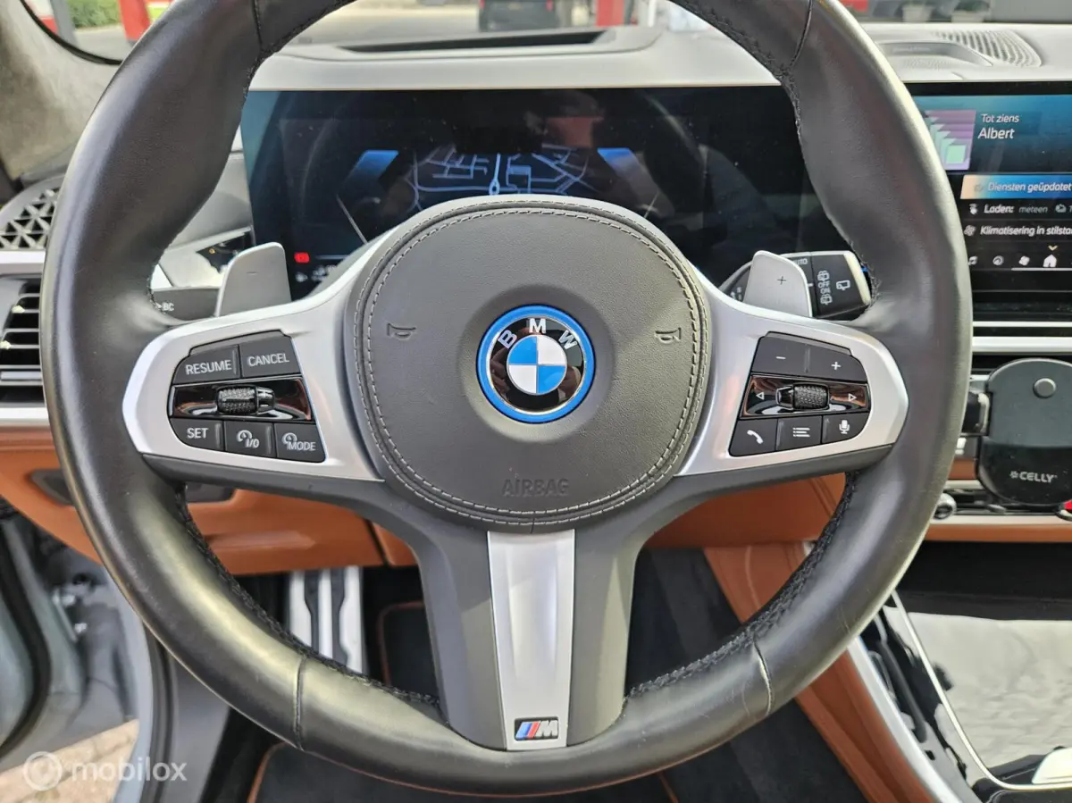 xDrive50e