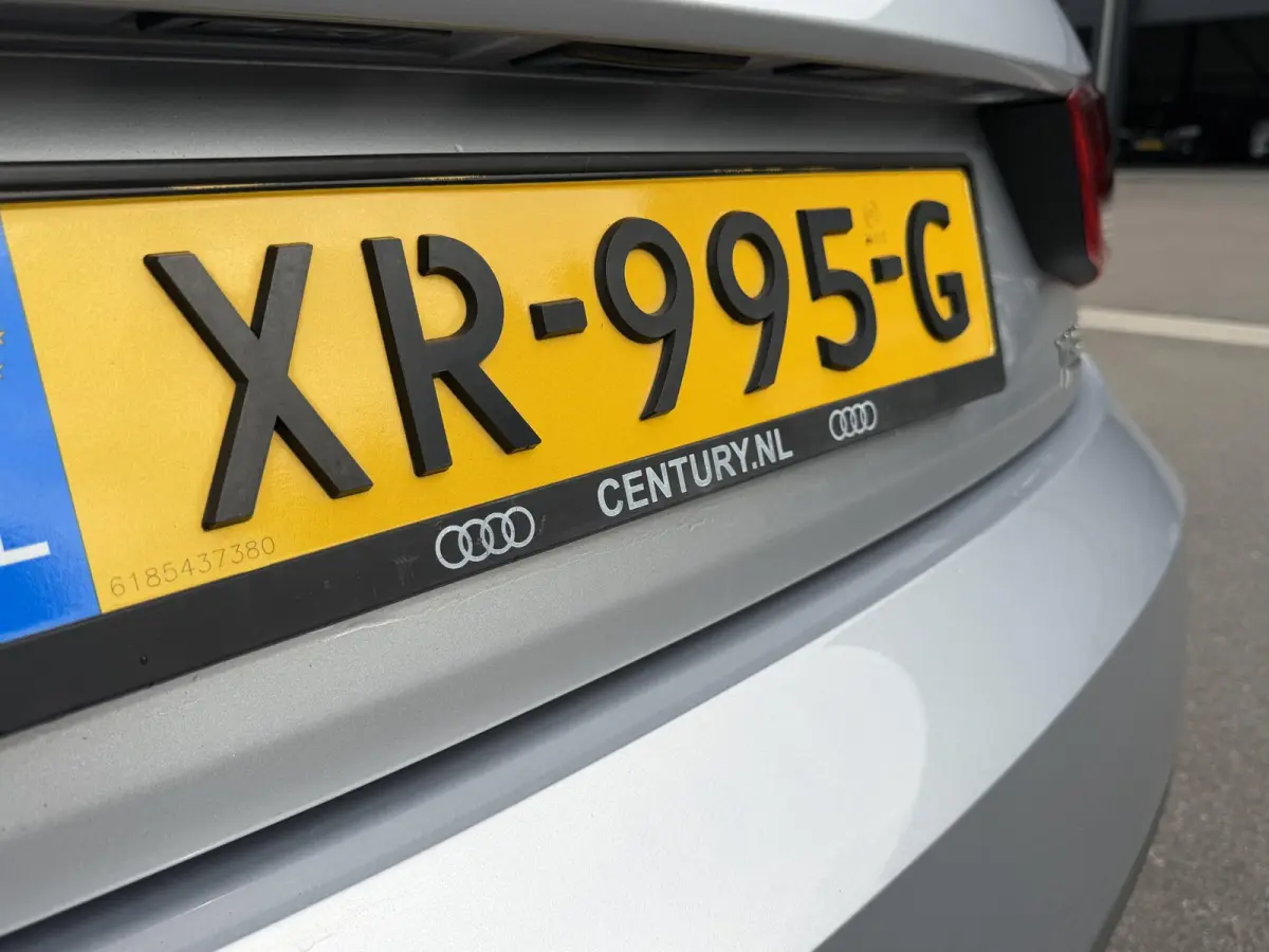 1.0 TFSI S-Line edition+ | Dealeronderhouden | S-Line | 1e Eigenaar | Cruise Control | Navigatie | Bluetooth |