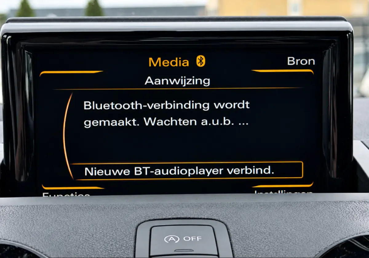1.0 TFSI S-Line edition+ | Dealeronderhouden | S-Line | 1e Eigenaar | Cruise Control | Navigatie | Bluetooth |