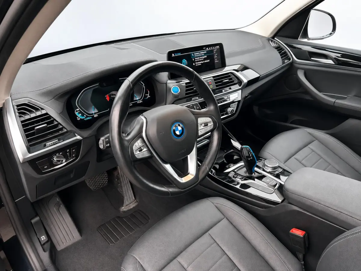 High Executive Edition 80 kWh SOH 98,6% Panoramadak Trekhaak Navigatie Apple CarPlay Android Auto Camera Parkeerhulp Adaptive Cruise Control Stoelverwarming Full Led Leder Climate Control Li