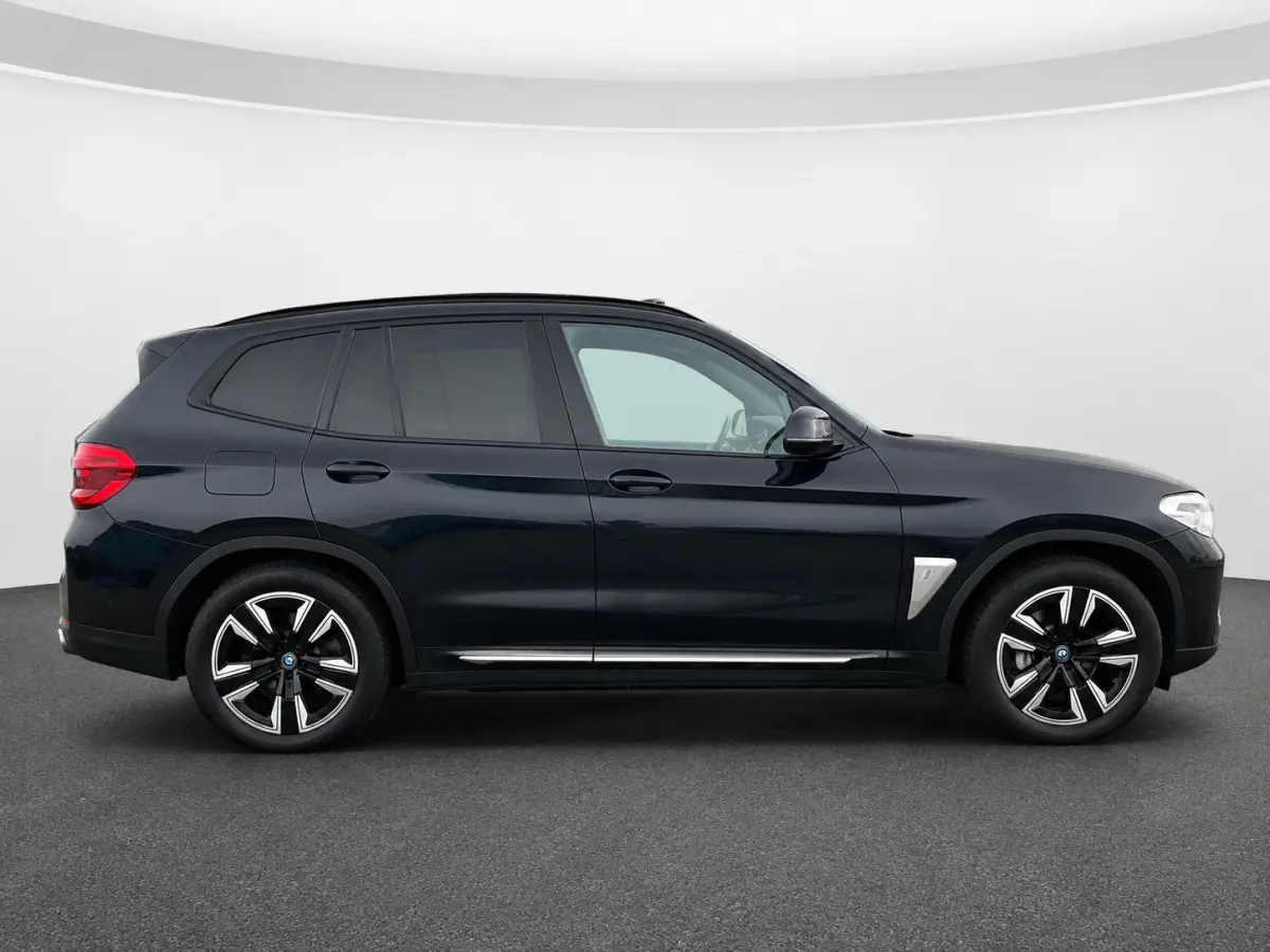 High Executive Edition 80 kWh SOH 98,6% Panoramadak Trekhaak Navigatie Apple CarPlay Android Auto Camera Parkeerhulp Adaptive Cruise Control Stoelverwarming Full Led Leder Climate Control Li