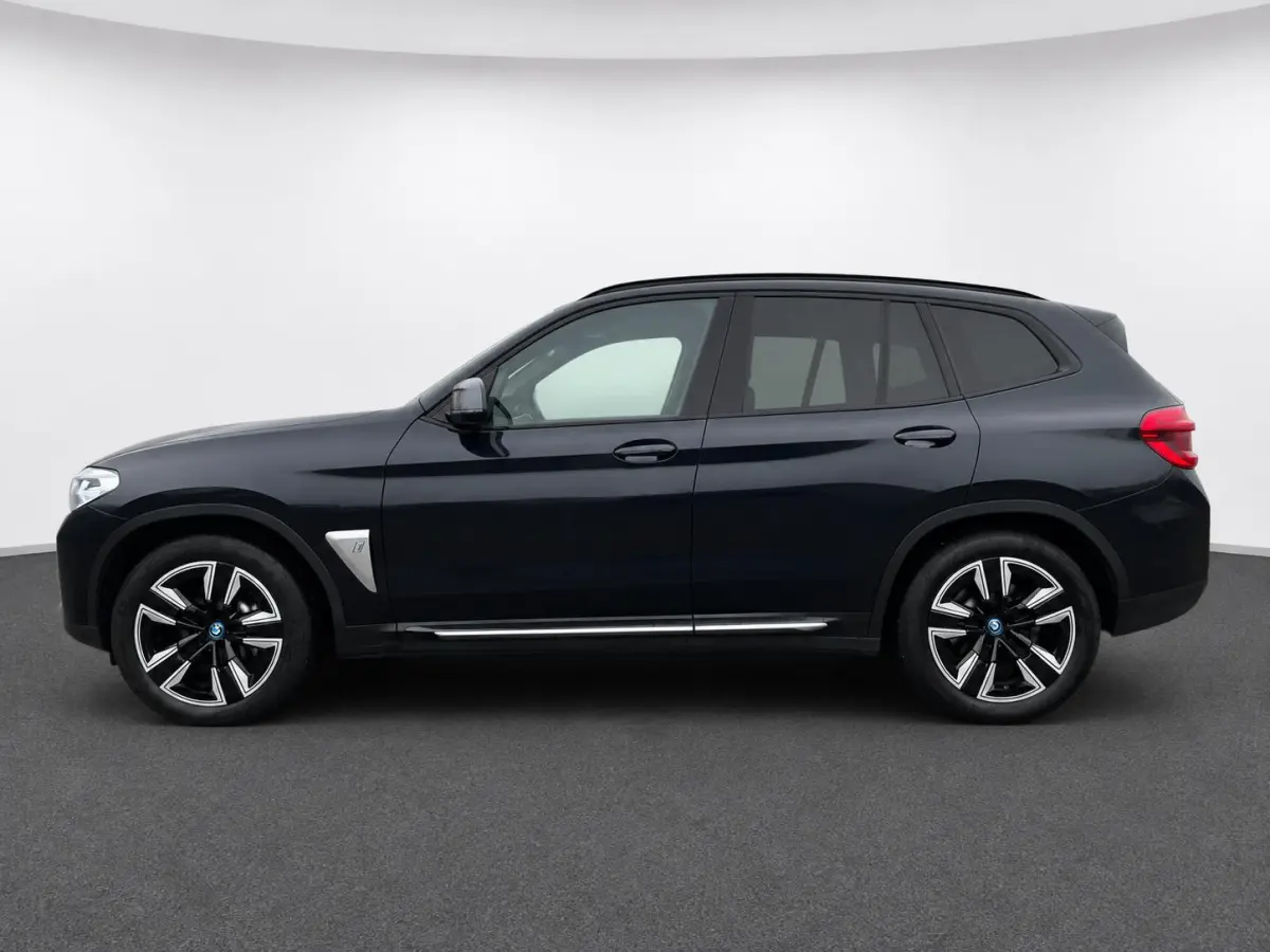 High Executive Edition 80 kWh SOH 98,6% Panoramadak Trekhaak Navigatie Apple CarPlay Android Auto Camera Parkeerhulp Adaptive Cruise Control Stoelverwarming Full Led Leder Climate Control Li
