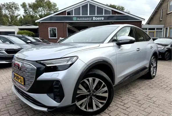 40 Advanced edition 77 kWh SOH 91.6%, Camera, Matrix Led