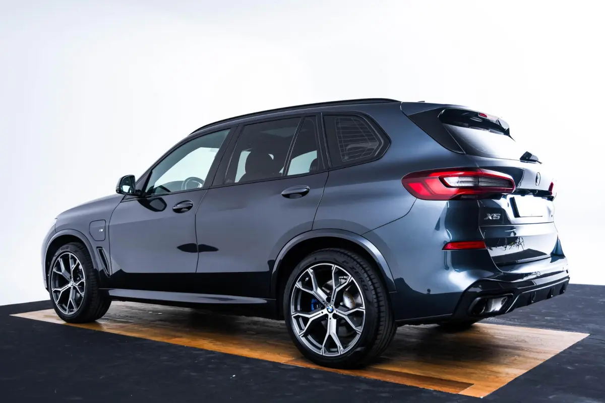 xDrive45e High Executive Trekhaak - Panoramadak - Active Cruise Control - Head up - Harman Kardon - Sportstoelen - Elektrisch verstelbare/verwarmde stoelen - Comfort Acces - Parking Assistan