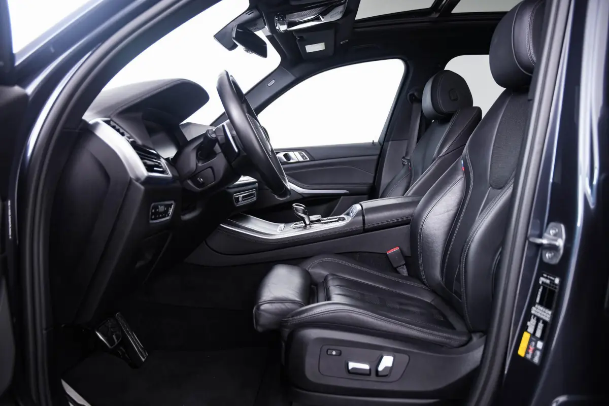 xDrive45e High Executive Trekhaak - Panoramadak - Active Cruise Control - Head up - Harman Kardon - Sportstoelen - Elektrisch verstelbare/verwarmde stoelen - Comfort Acces - Parking Assistan