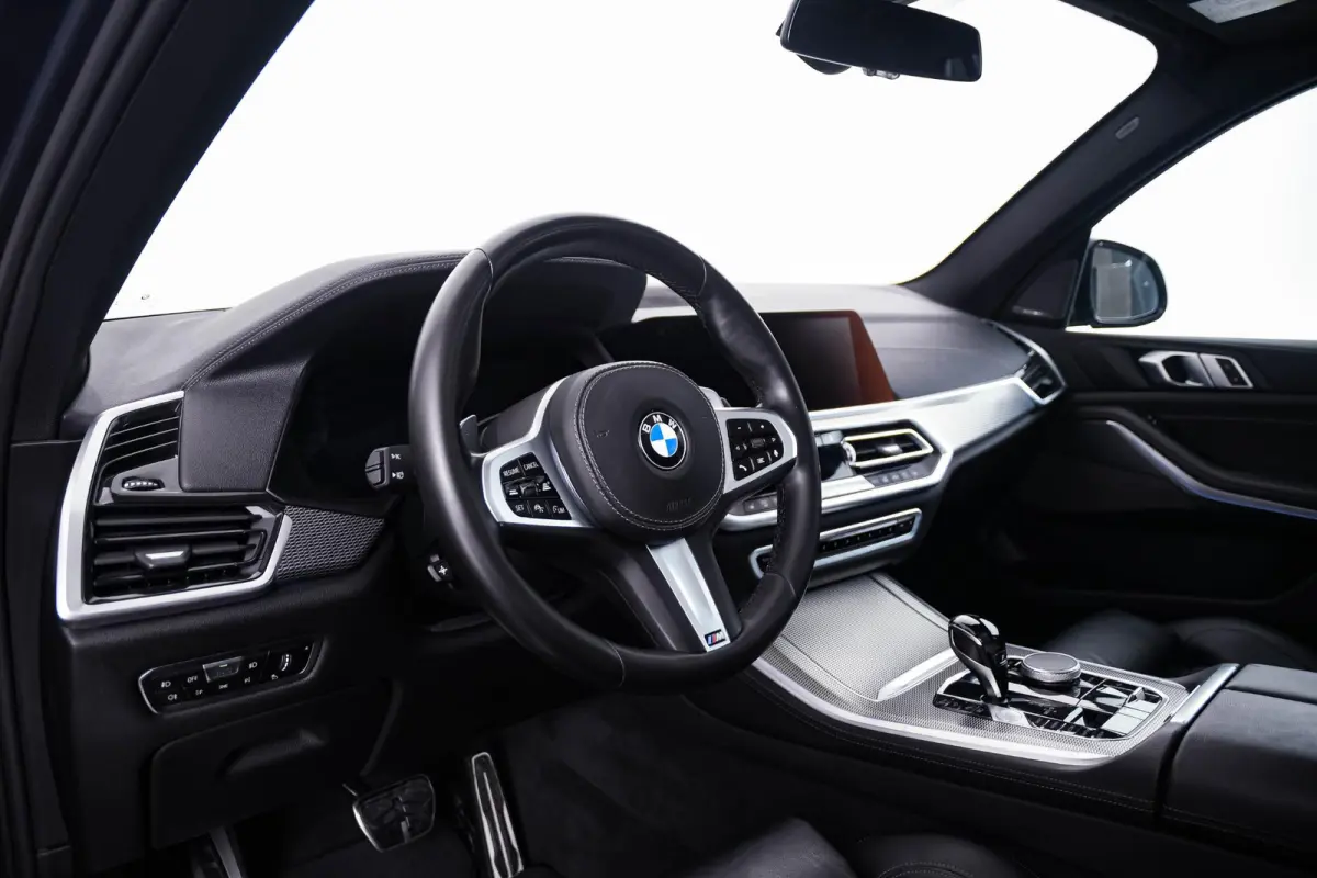 xDrive45e High Executive Trekhaak - Panoramadak - Active Cruise Control - Head up - Harman Kardon - Sportstoelen - Elektrisch verstelbare/verwarmde stoelen - Comfort Acces - Parking Assistan