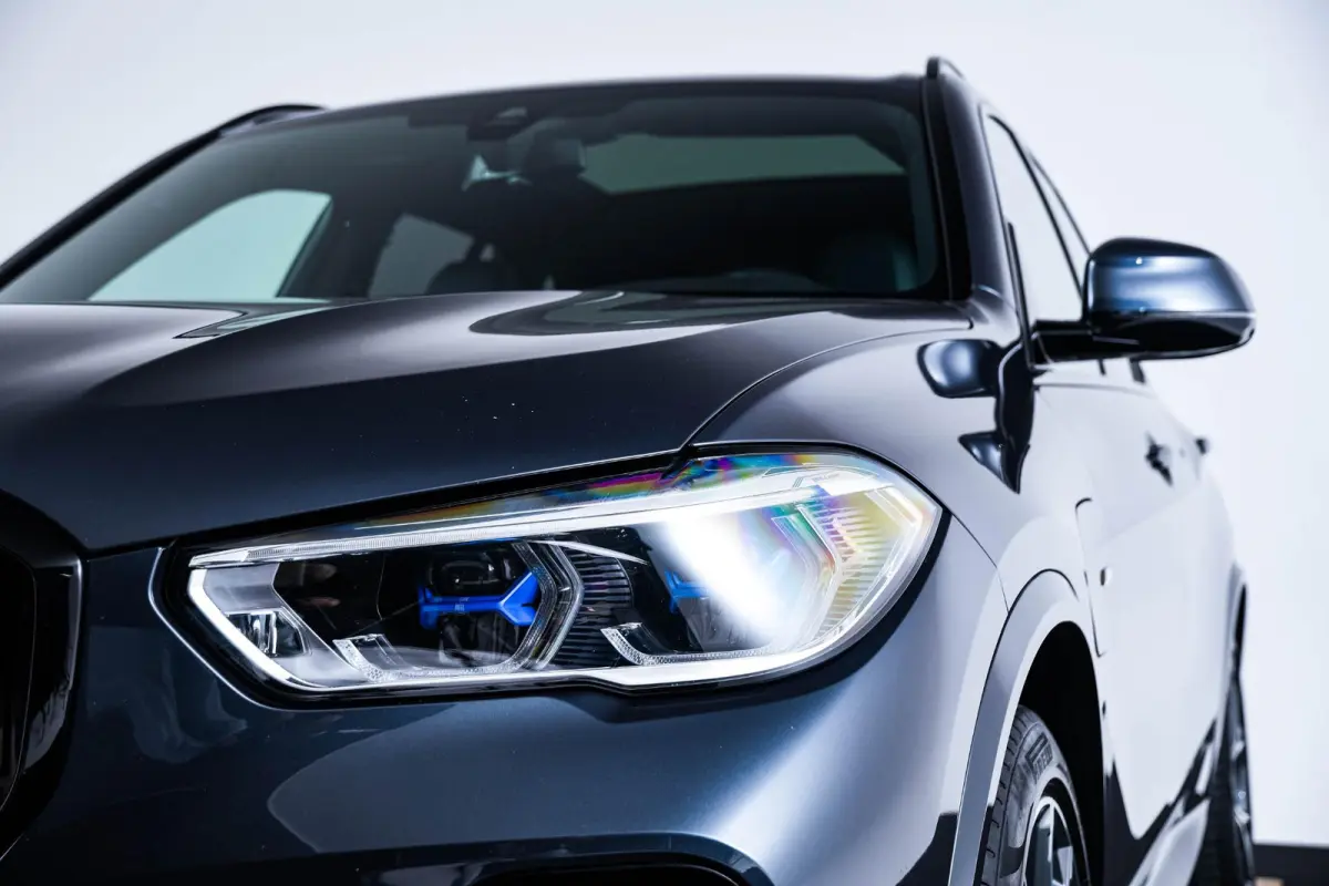 xDrive45e High Executive Trekhaak - Panoramadak - Active Cruise Control - Head up - Harman Kardon - Sportstoelen - Elektrisch verstelbare/verwarmde stoelen - Comfort Acces - Parking Assistan