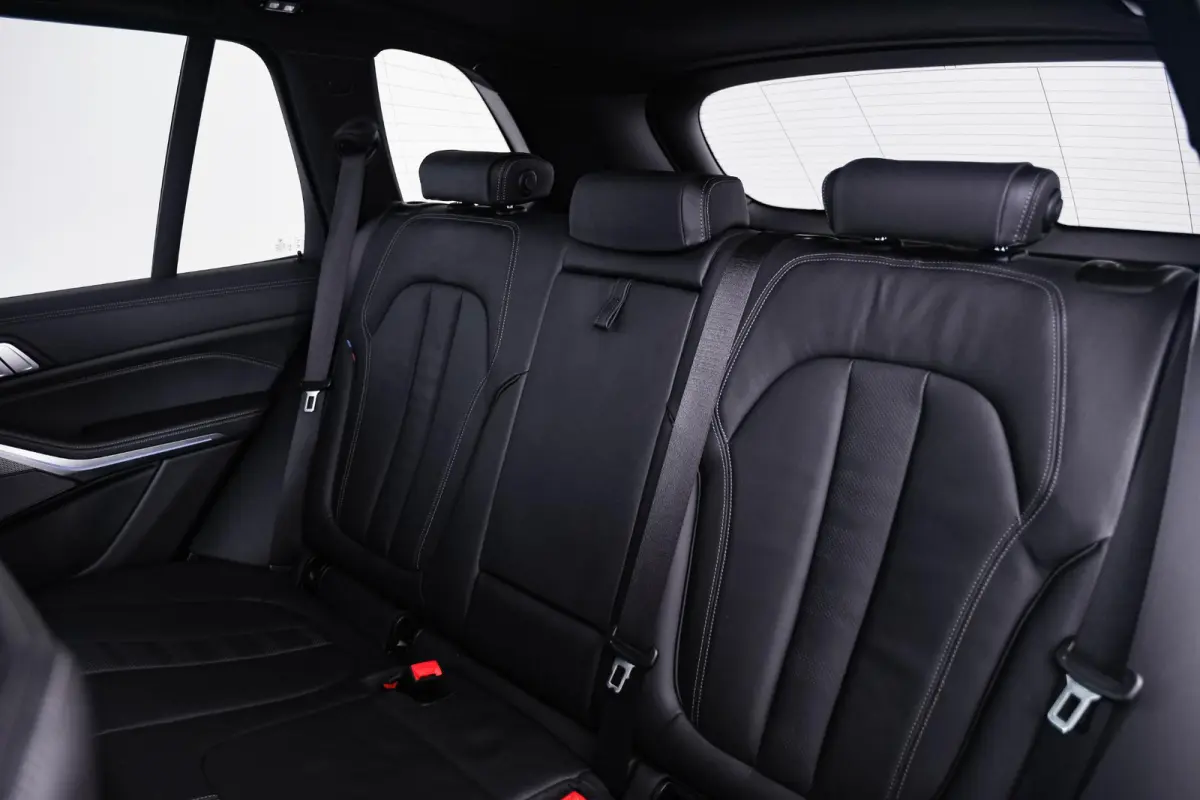 xDrive45e High Executive Trekhaak - Panoramadak - Active Cruise Control - Head up - Harman Kardon - Sportstoelen - Elektrisch verstelbare/verwarmde stoelen - Comfort Acces - Parking Assistan