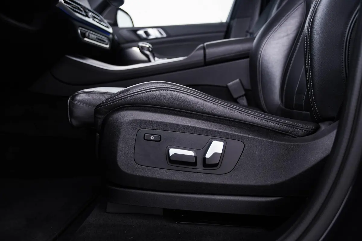 xDrive45e High Executive Trekhaak - Panoramadak - Active Cruise Control - Head up - Harman Kardon - Sportstoelen - Elektrisch verstelbare/verwarmde stoelen - Comfort Acces - Parking Assistan