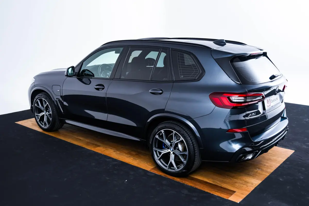 xDrive45e High Executive Trekhaak - Panoramadak - Active Cruise Control - Head up - Harman Kardon - Sportstoelen - Elektrisch verstelbare/verwarmde stoelen - Comfort Acces - Parking Assistan