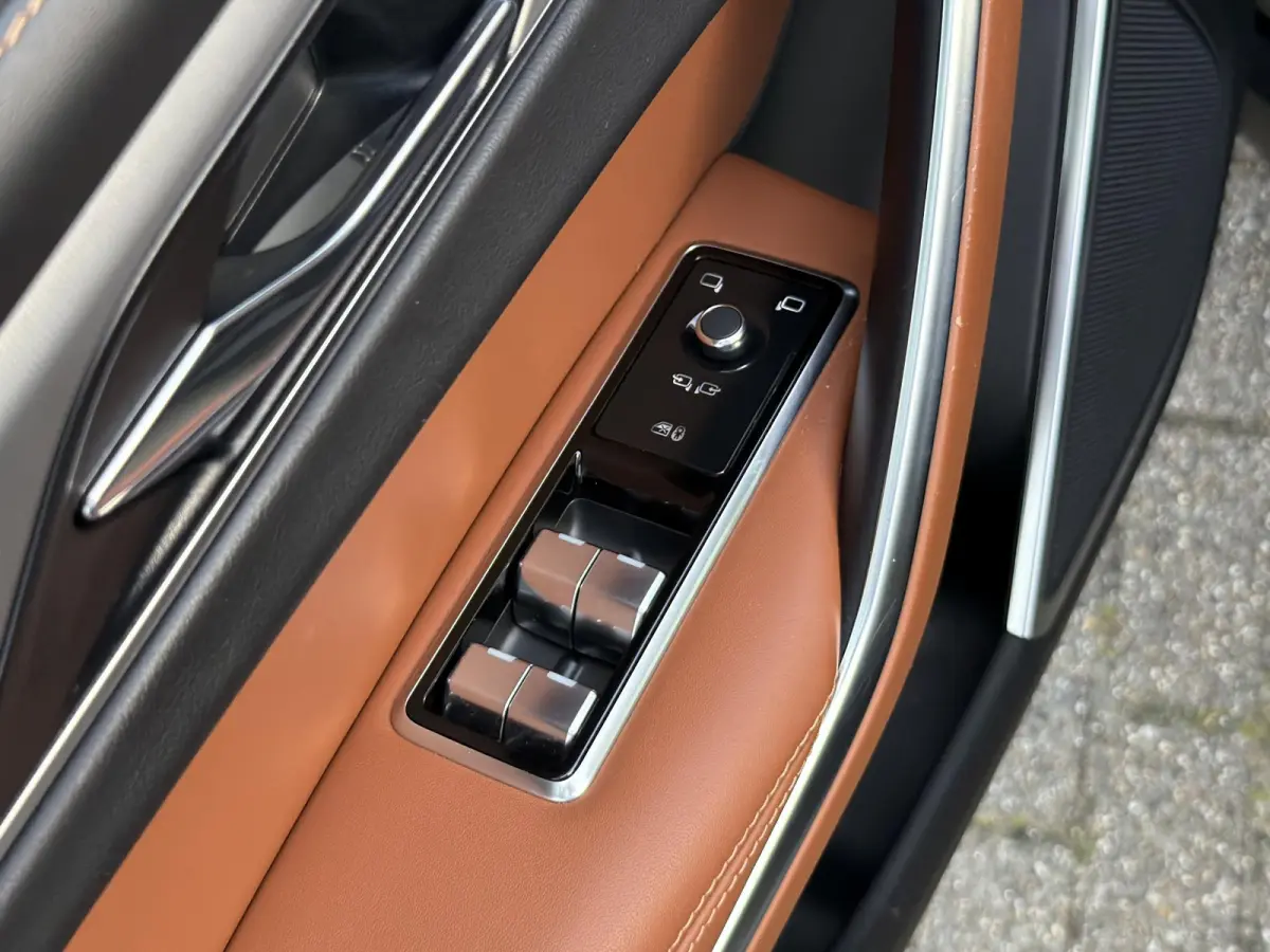 2.0 P400e PHEV R-Dynamic SE | Meridian/Stoelverw. & -koeling/Pano-Dak/Adapt.Cruise/Carplay/21-inch