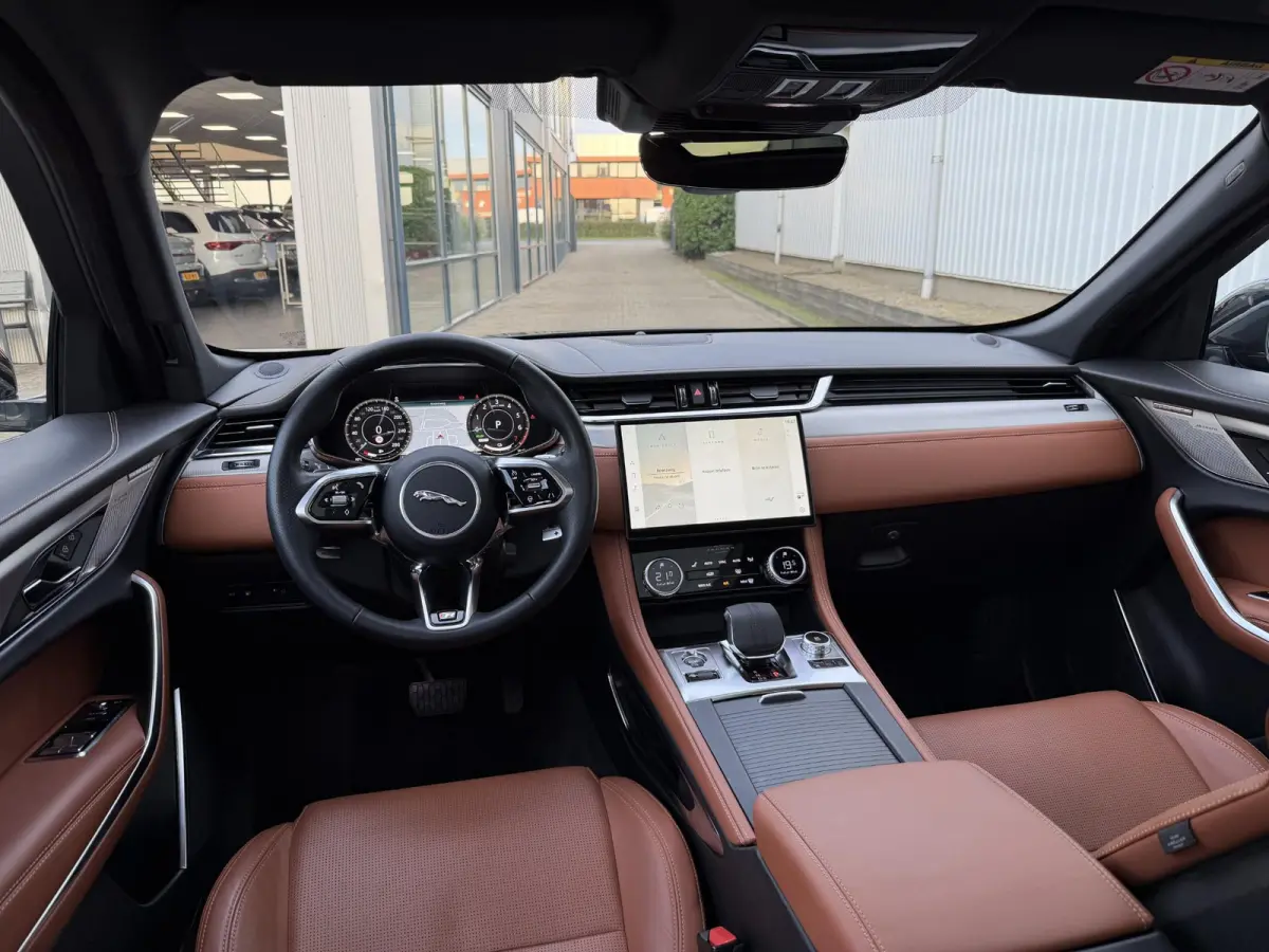 2.0 P400e PHEV R-Dynamic SE | Meridian/Stoelverw. & -koeling/Pano-Dak/Adapt.Cruise/Carplay/21-inch