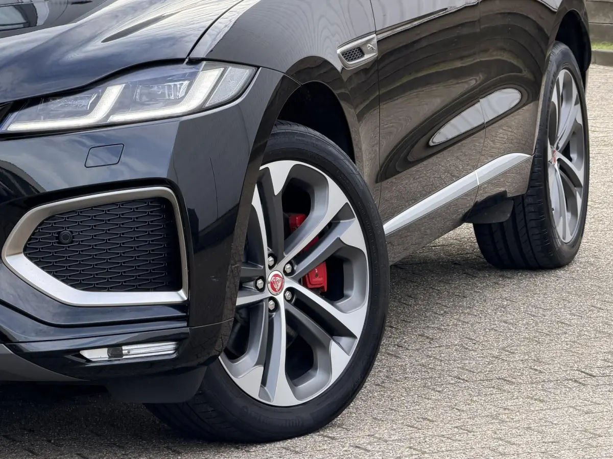 2.0 P400e PHEV R-Dynamic SE | Meridian/Stoelverw. & -koeling/Pano-Dak/Adapt.Cruise/Carplay/21-inch