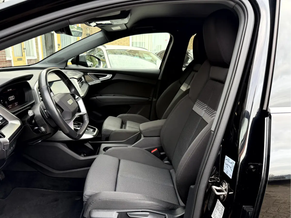 50 quattro 300pk Advanced edition 77 kWh SOH 91.9%, Camera, 20''Lmv, Trekhaak