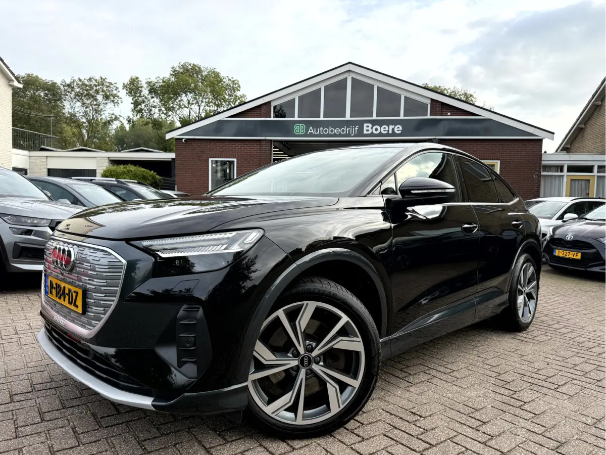 50 quattro 300pk Advanced edition 77 kWh SOH 91.9%, Camera, 20''Lmv, Trekhaak
