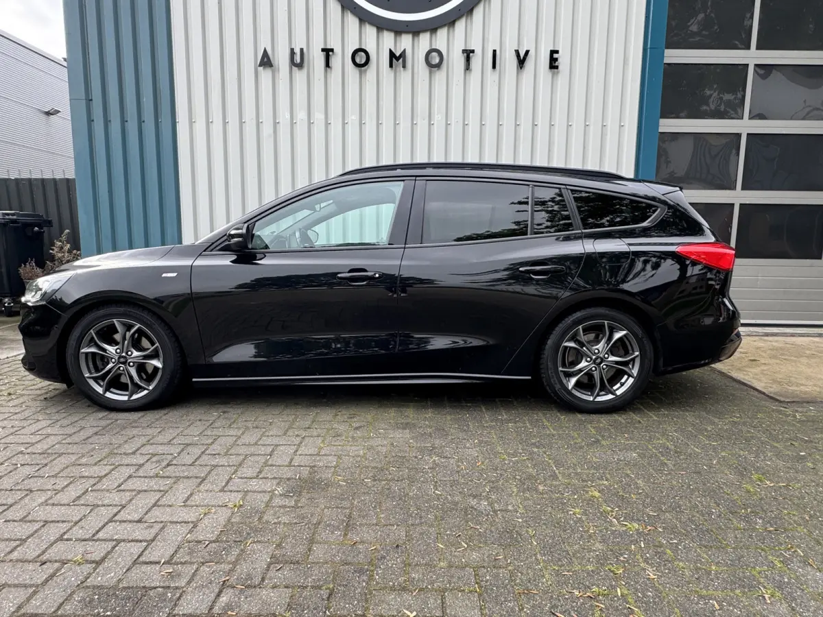 1.5 ST Line Head-up / Applecarplay / Keyless / Lane assit / camera /Adaptive Cruise / Full options