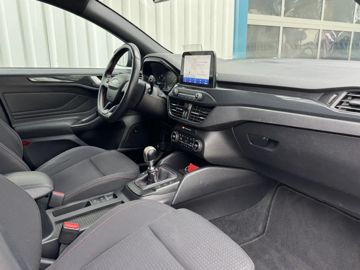 1.5 ST Line Head-up / Applecarplay / Keyless / Lane assit / camera /Adaptive Cruise / Full options