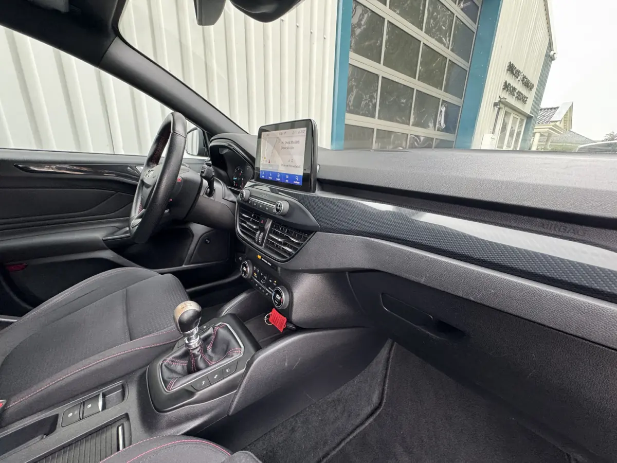 1.5 ST Line Head-up / Applecarplay / Keyless / Lane assit / camera /Adaptive Cruise / Full options