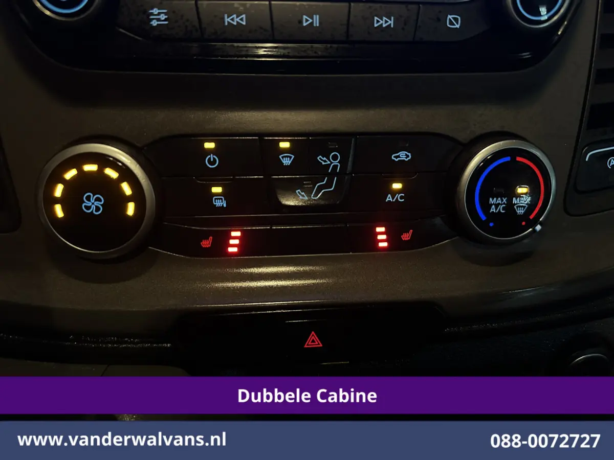 2.0 TDCI 130pk Automaat L2H1 Dubbele Cabine Euro6 Airco | 5-Zits | Camera | Navigatie | LED | Apple Carplay | Cruisecontrol Android Auto, Trekhaak, Stoelverwarming, Parkeersensoren, Achterkl
