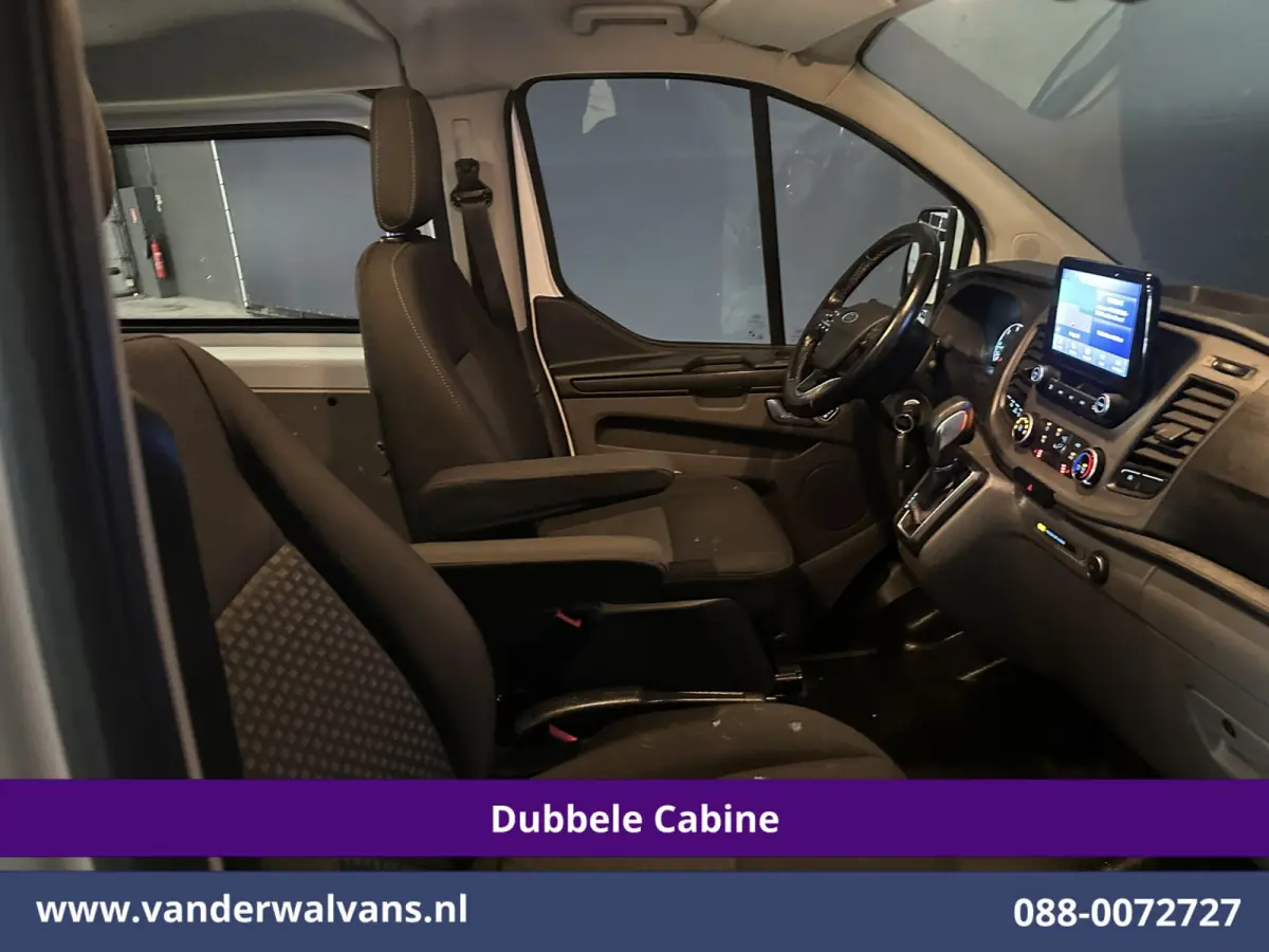2.0 TDCI 130pk Automaat L2H1 Dubbele Cabine Euro6 Airco | 5-Zits | Camera | Navigatie | LED | Apple Carplay | Cruisecontrol Android Auto, Trekhaak, Stoelverwarming, Parkeersensoren, Achterkl