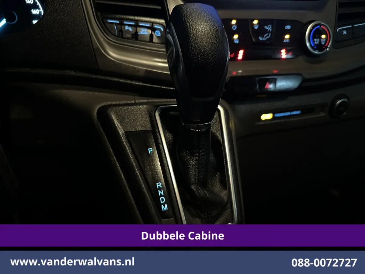 2.0 TDCI 130pk Automaat L2H1 Dubbele Cabine Euro6 Airco | 5-Zits | Camera | Navigatie | LED | Apple Carplay | Cruisecontrol Android Auto, Trekhaak, Stoelverwarming, Parkeersensoren, Achterkl