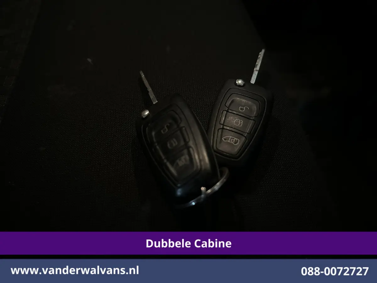 2.0 TDCI 130pk Automaat L2H1 Dubbele Cabine Euro6 Airco | 5-Zits | Camera | Navigatie | LED | Apple Carplay | Cruisecontrol Android Auto, Trekhaak, Stoelverwarming, Parkeersensoren, Achterkl