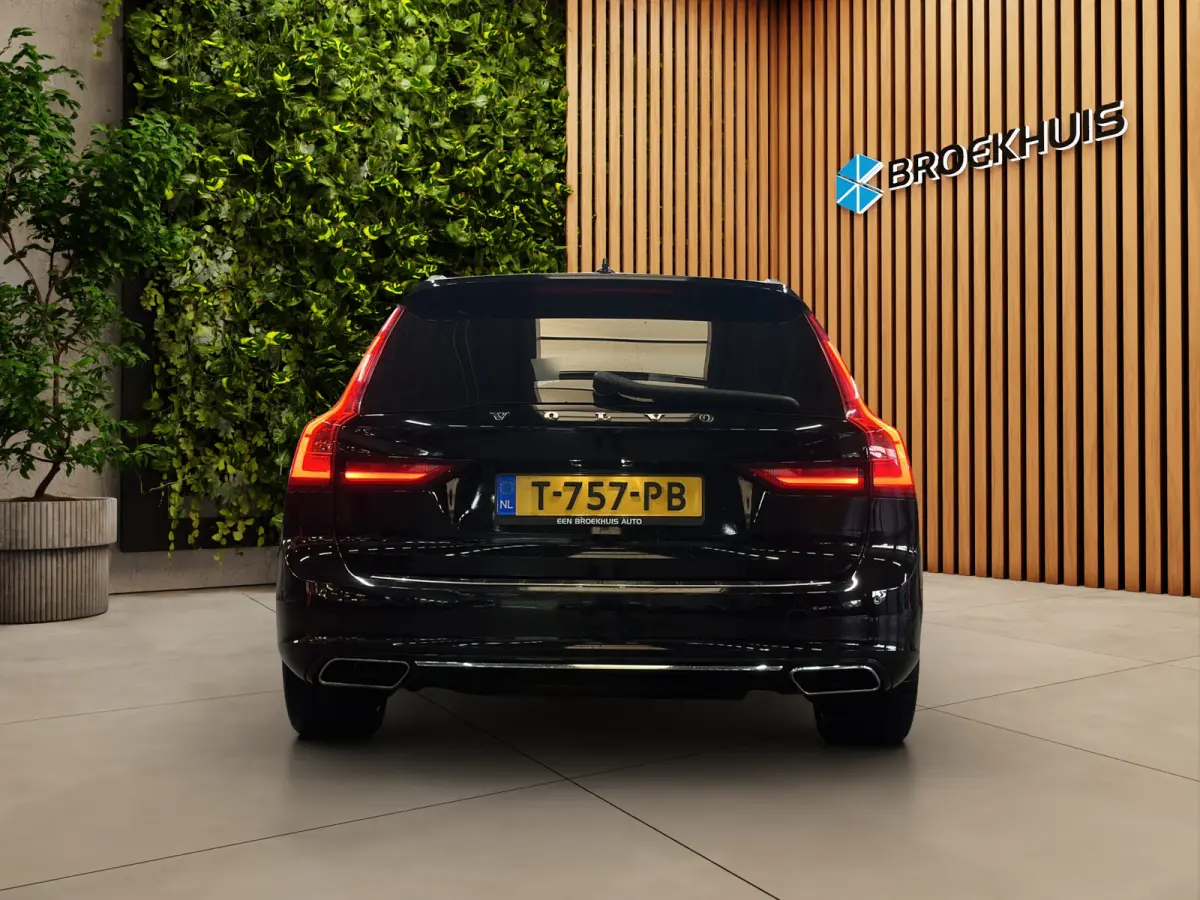 2.0 T8 AWD Inscription |Panoramadak| Stoel/stuurverwarming| Pilot |