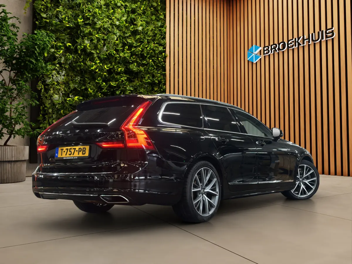 2.0 T8 AWD Inscription |Panoramadak| Stoel/stuurverwarming| Pilot |